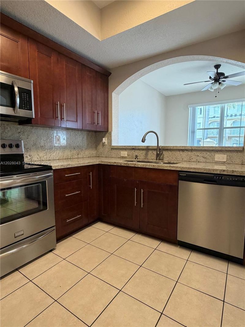 8964 W Flagler St , Unit 109, Miami, FL 33174 Photo