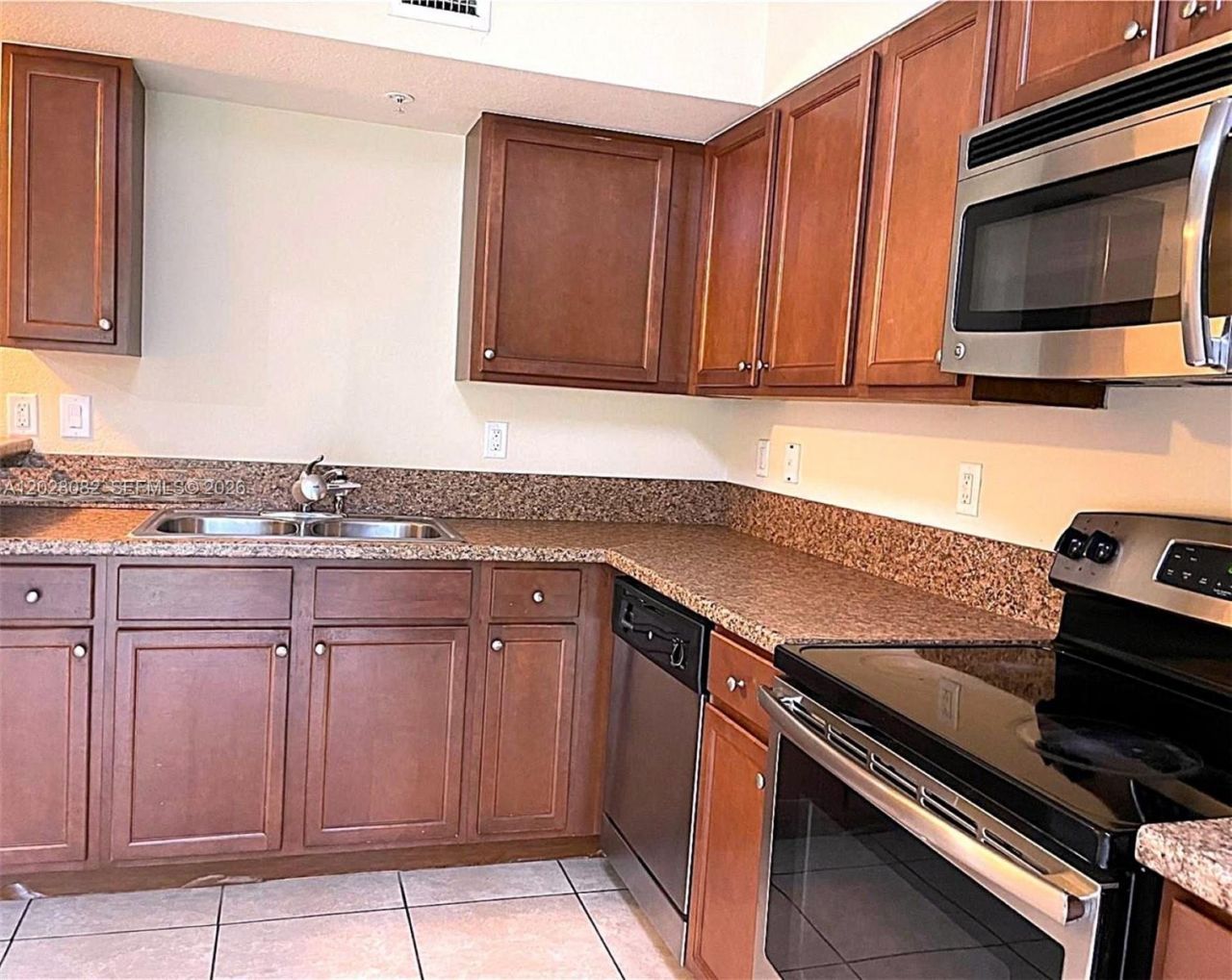 22541 SW 88th Pl , Unit 105-6, Cutler Bay, FL 33190 Photo