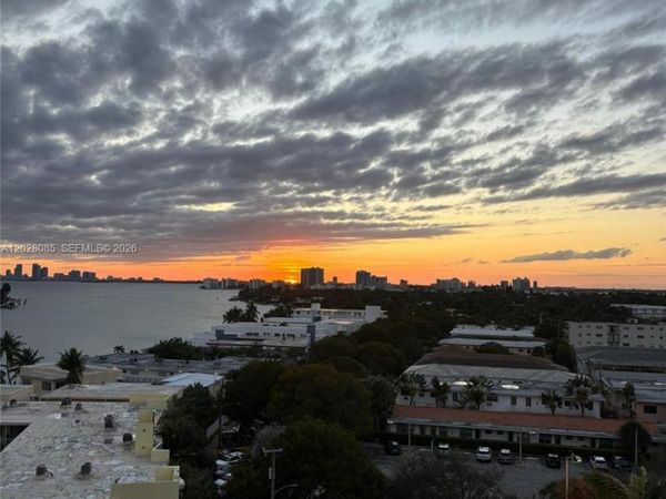 900 Bay Dr, Unit 811, Miami Beach, FL 33141