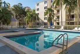 8290 Lake Dr , Unit 506, Doral, FL 33166 Photo