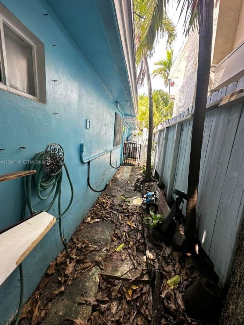 2318 N Ocean Blvd, Fort Lauderdale, FL 33305 Photo