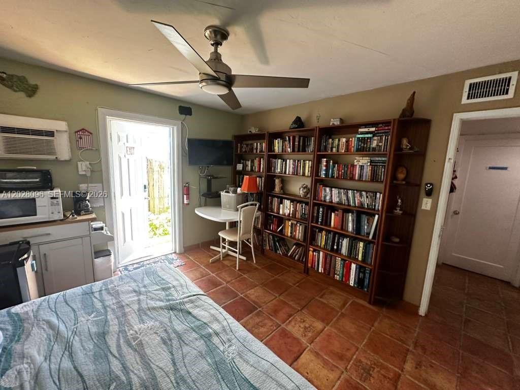 2318 N Ocean Blvd, Fort Lauderdale, FL 33305 Photo