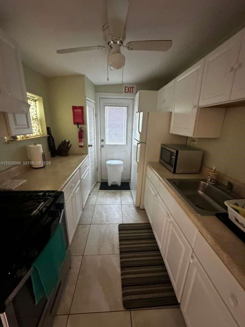 2318 N Ocean Blvd, Fort Lauderdale, FL 33305 Photo