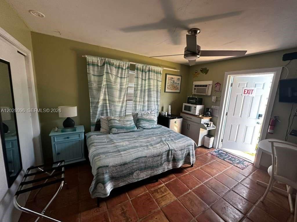 2318 N Ocean Blvd, Fort Lauderdale, FL 33305 Photo
