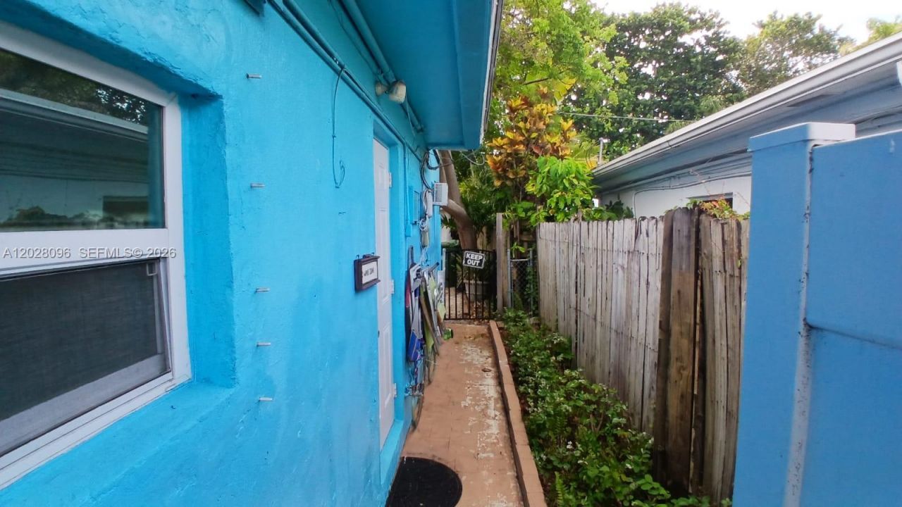 2318 N Ocean Blvd, Fort Lauderdale, FL 33305 Photo