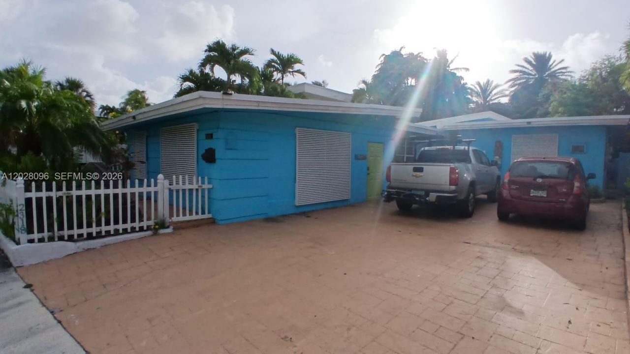 2318 N Ocean Blvd, Fort Lauderdale, FL 33305 Photo