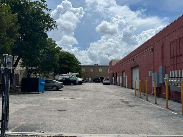 13690 SW 142nd Ave, Unit 31/32B, Miami, FL 33186
