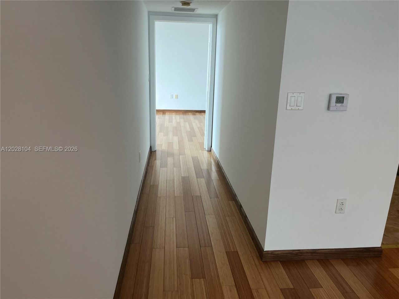 1800 N Bayshore Dr , Unit 915, Miami, FL 33132 Photo