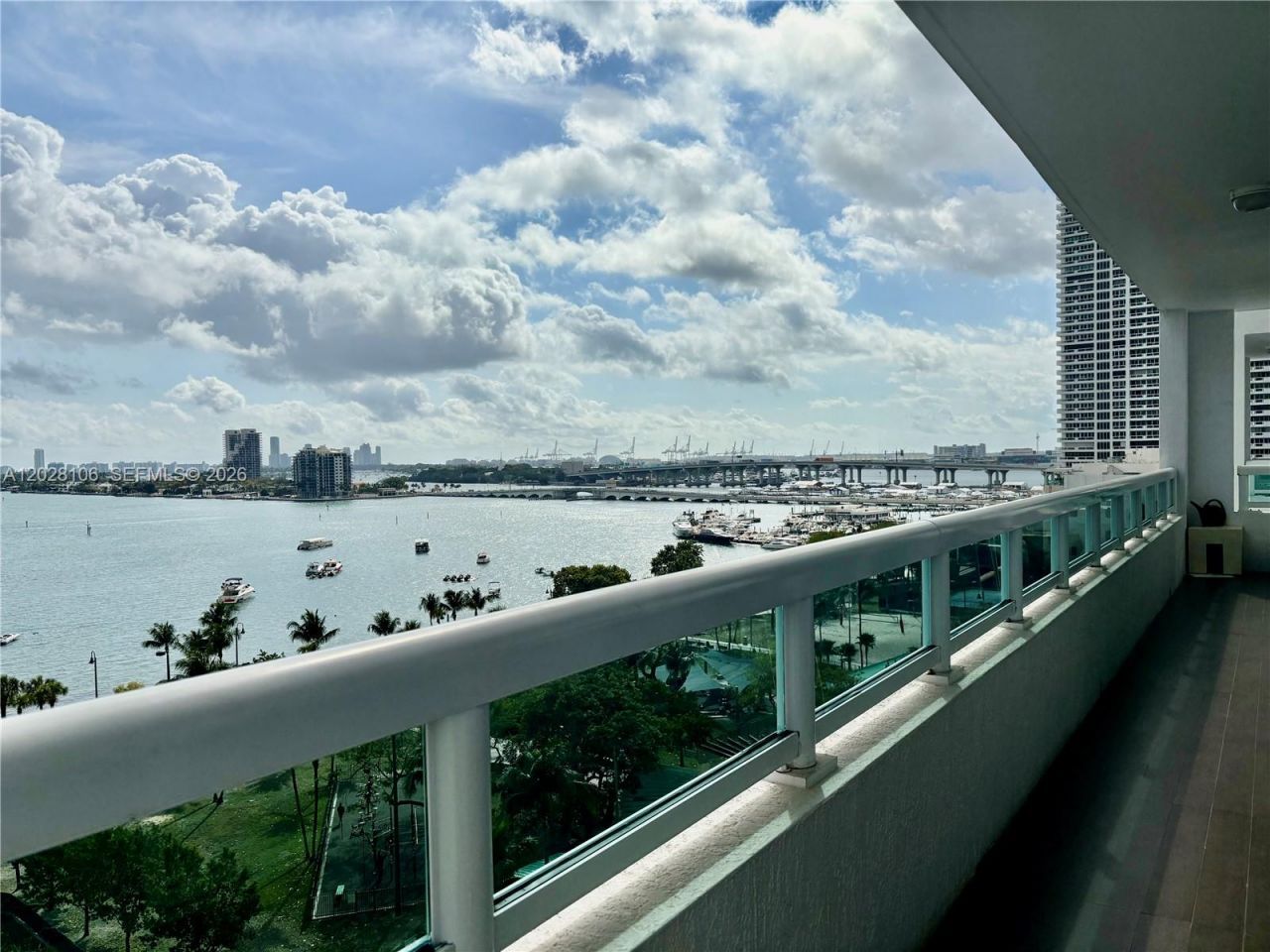 1800 N Bayshore Dr , Unit 905, Miami, FL 33132 Photo