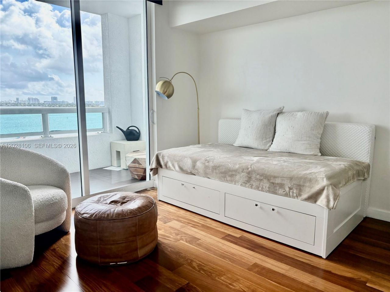 1800 N Bayshore Dr , Unit 905, Miami, FL 33132 Photo