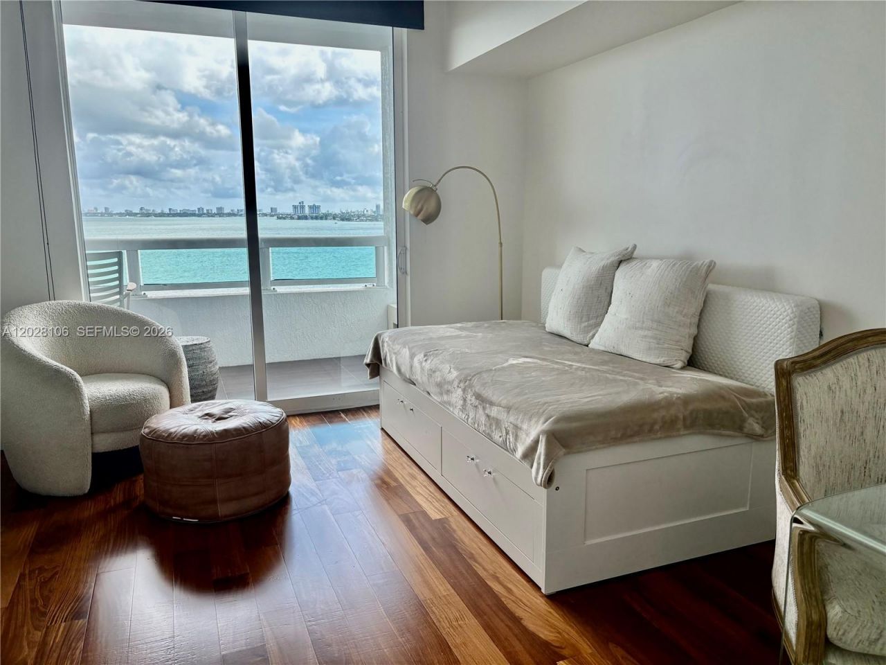 1800 N Bayshore Dr , Unit 905, Miami, FL 33132 Photo