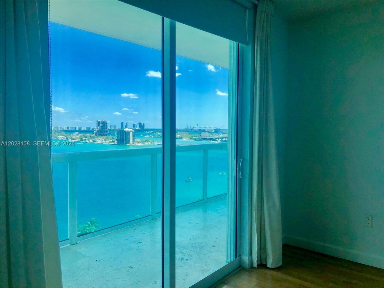 1800 N Bayshore Dr, Unit 1605, Miami, FL 33132 Photo