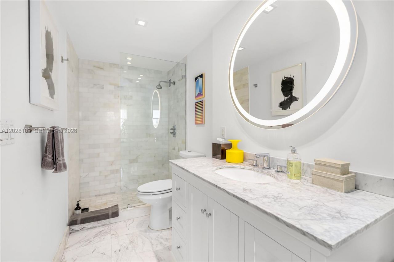 3 Island Ave, Unit 11B, Miami Beach, FL 33139 Photo