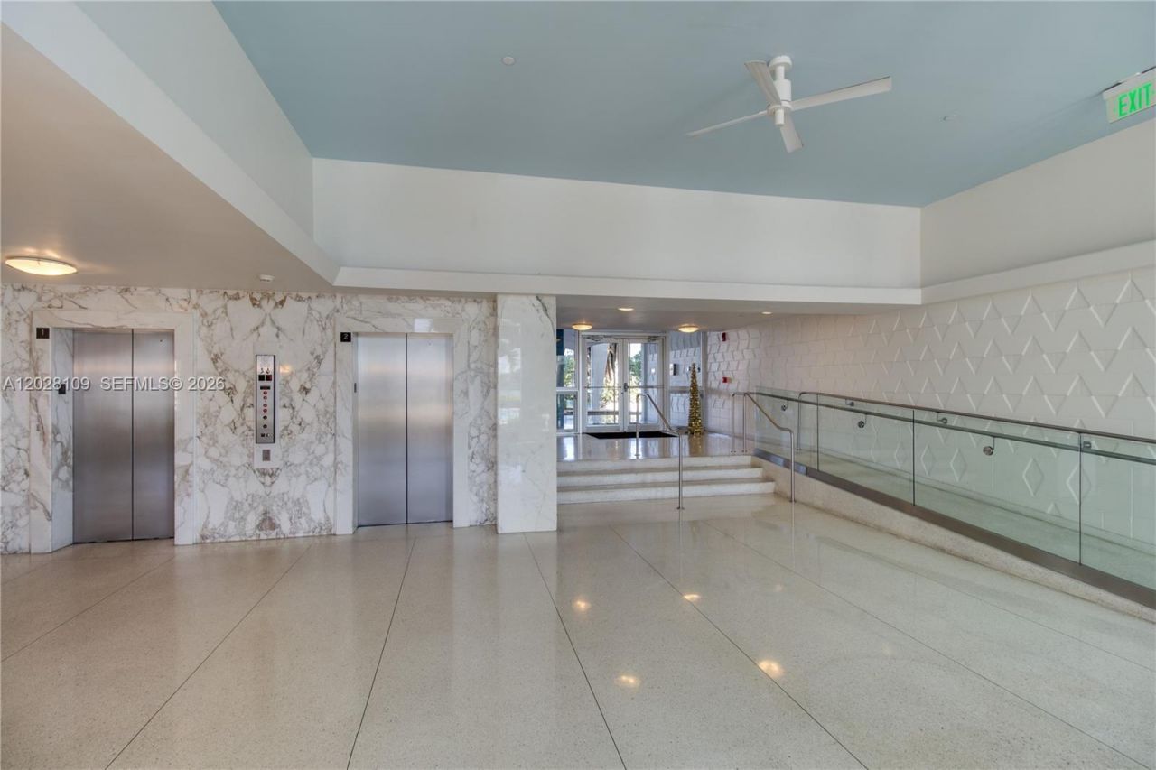 3 Island Ave, Unit 11B, Miami Beach, FL 33139 Photo