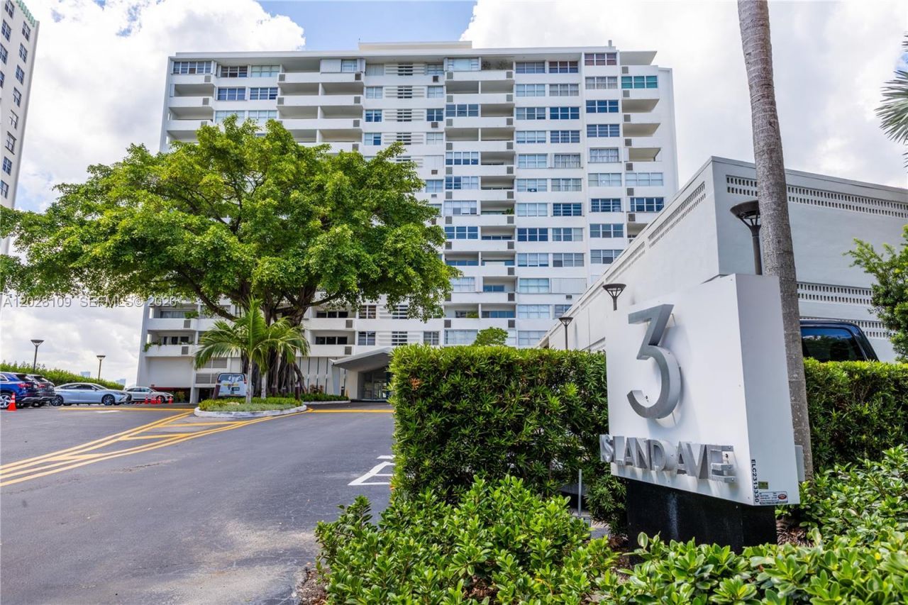 3 Island Ave, Unit 11B, Miami Beach, FL 33139 Photo