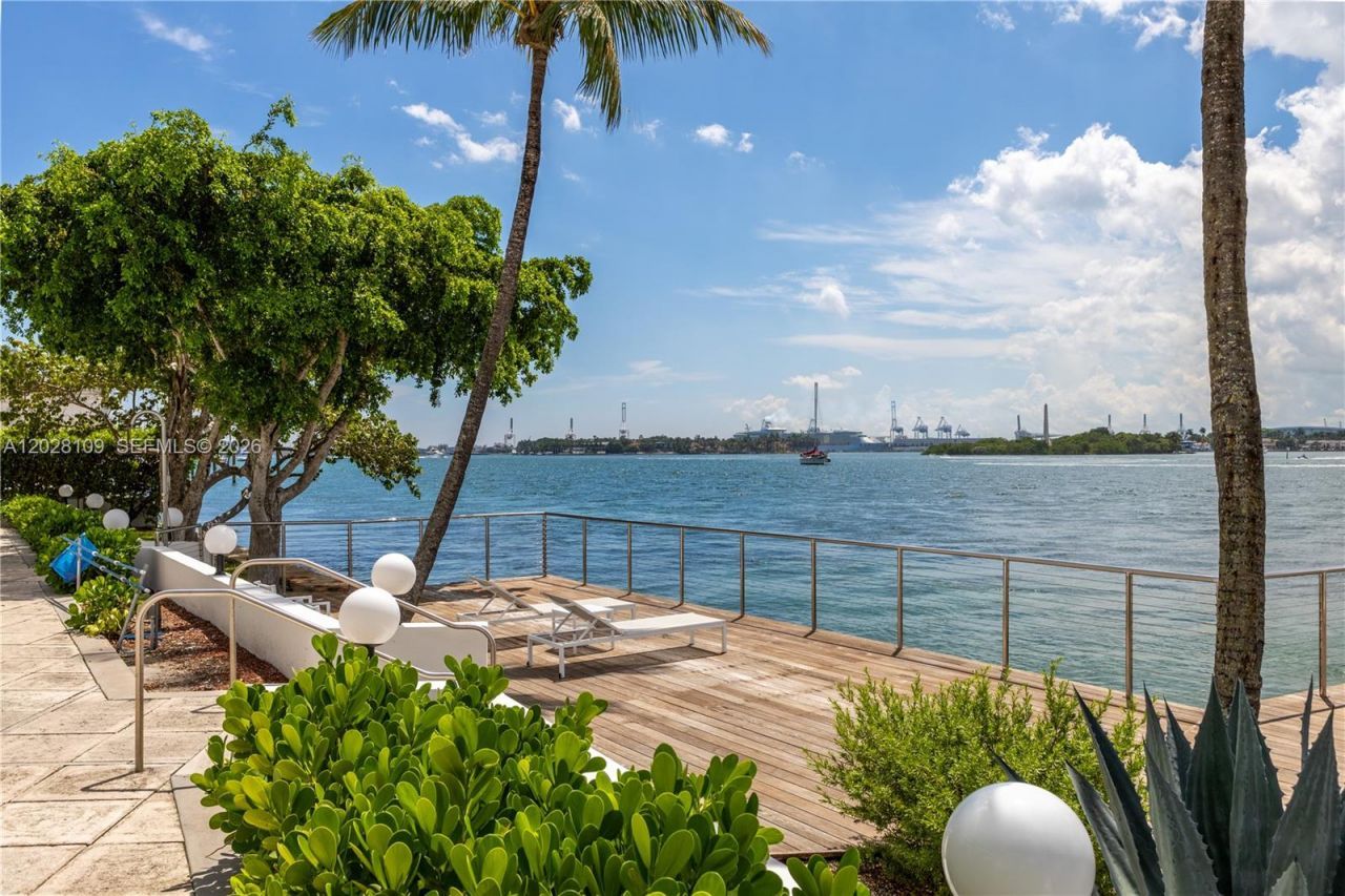 3 Island Ave, Unit 11B, Miami Beach, FL 33139 Photo