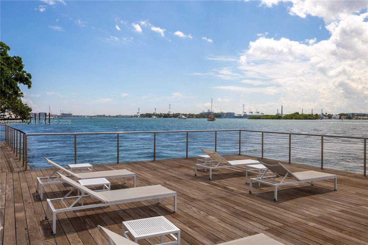 3 Island Ave, Unit 11B, Miami Beach, FL 33139 Photo