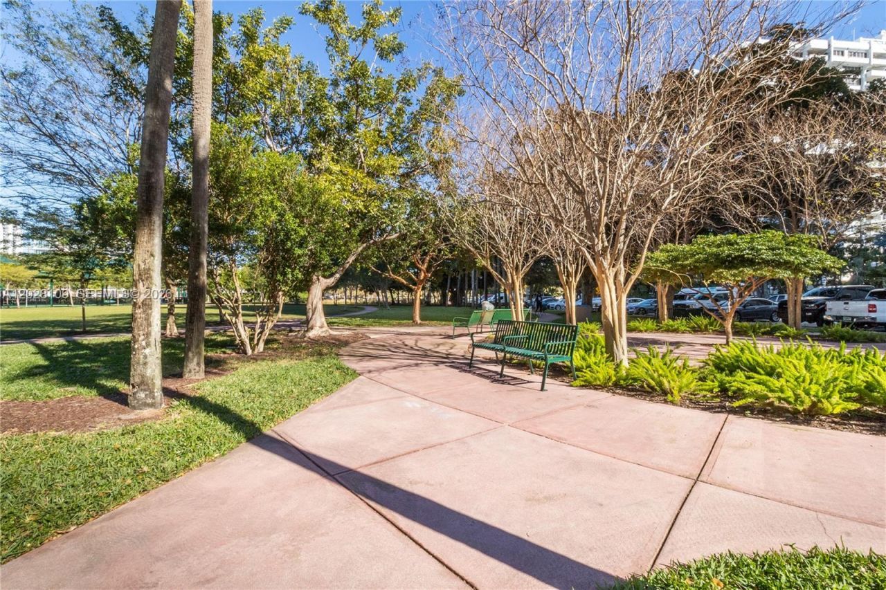 3 Island Ave, Unit 11B, Miami Beach, FL 33139 Photo