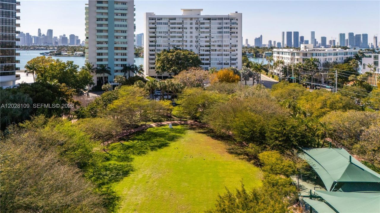 3 Island Ave, Unit 11B, Miami Beach, FL 33139 Photo