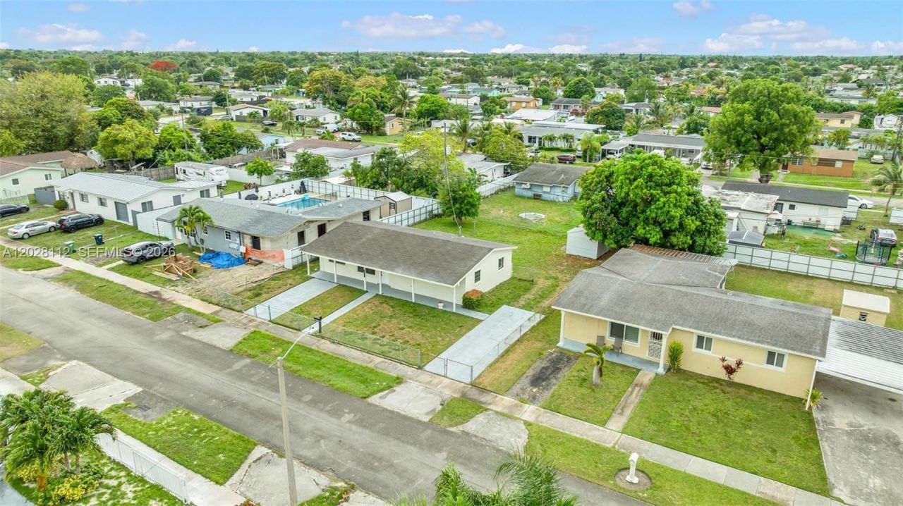 10721 SW 149th Ter , Miami, FL 33176 Photo