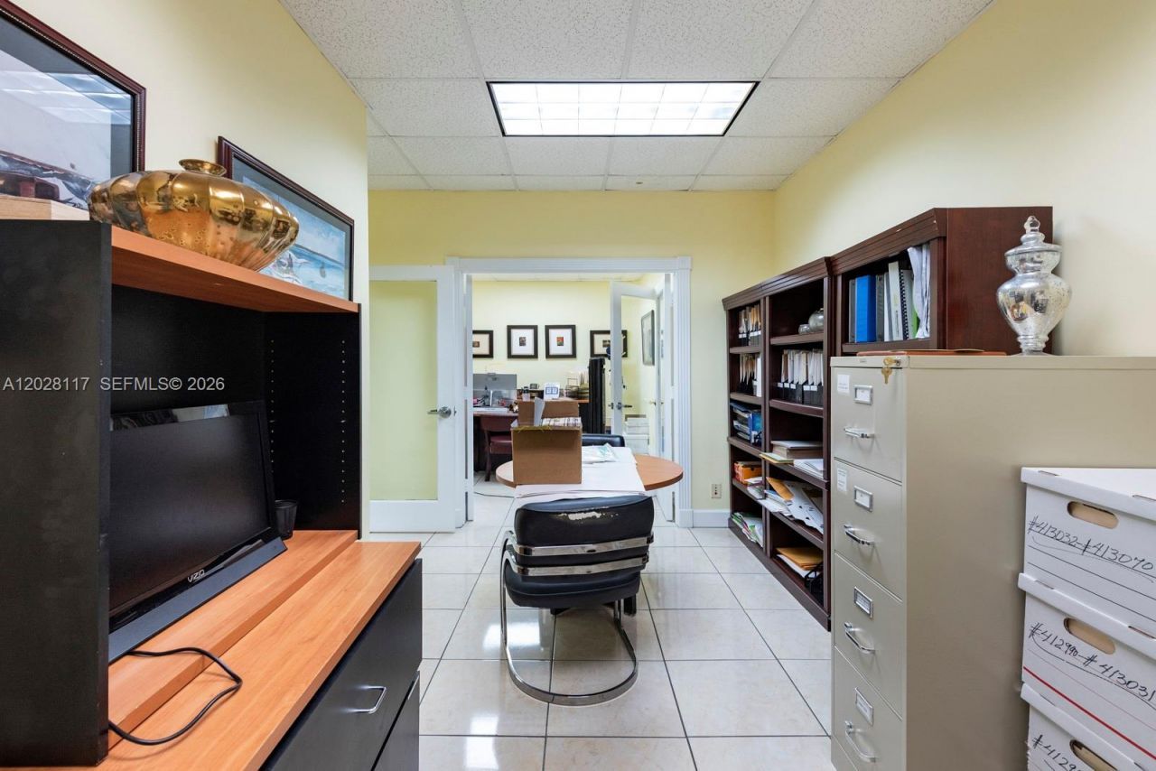 10200 NW 25th St , Unit A105, Doral, FL 33172 Photo