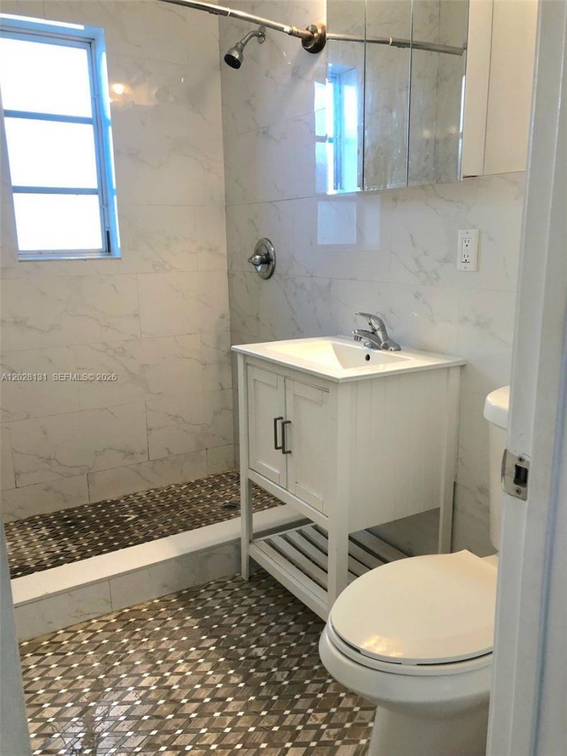7135 Rue Granville , Unit 4, Miami Beach, FL 33141 Photo