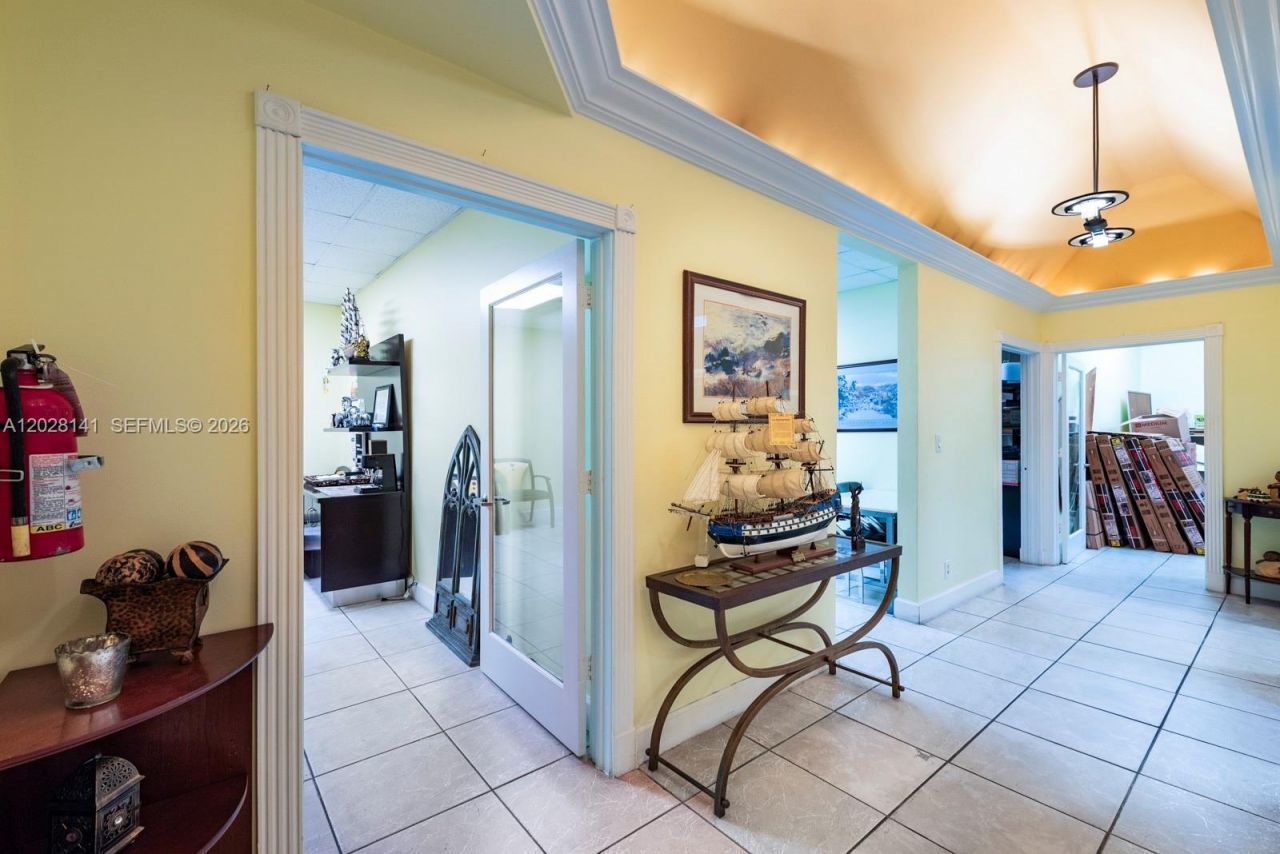 10200 NW 25th St , Unit A105, Doral, FL 33172 Photo