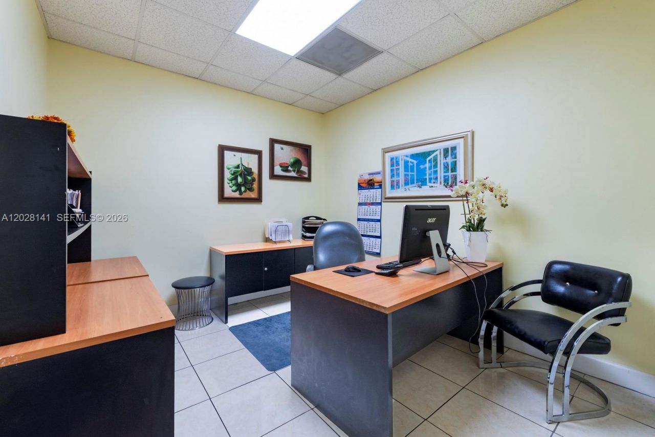 10200 NW 25th St , Unit A105, Doral, FL 33172 Photo
