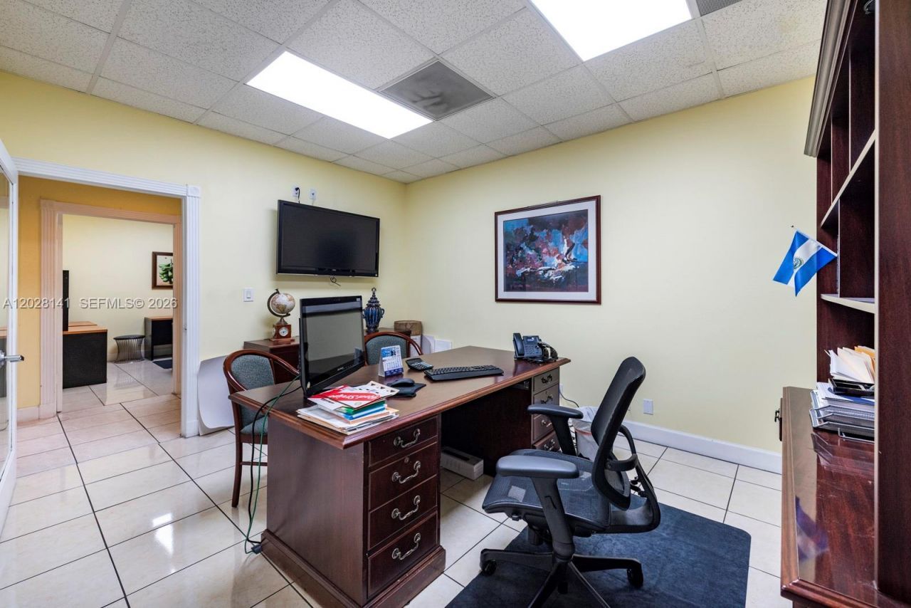10200 NW 25th St , Unit A105, Doral, FL 33172 Photo