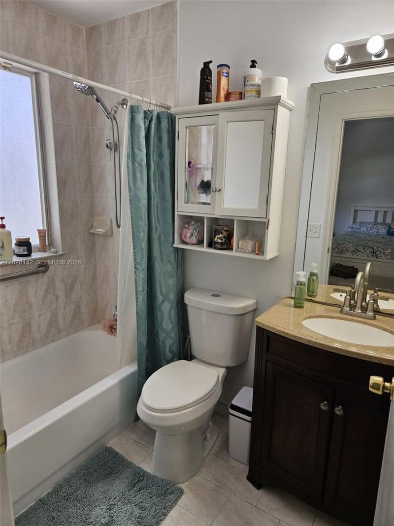 8394 SW 152nd Ave , Unit 34, Miami, FL 33193 Photo