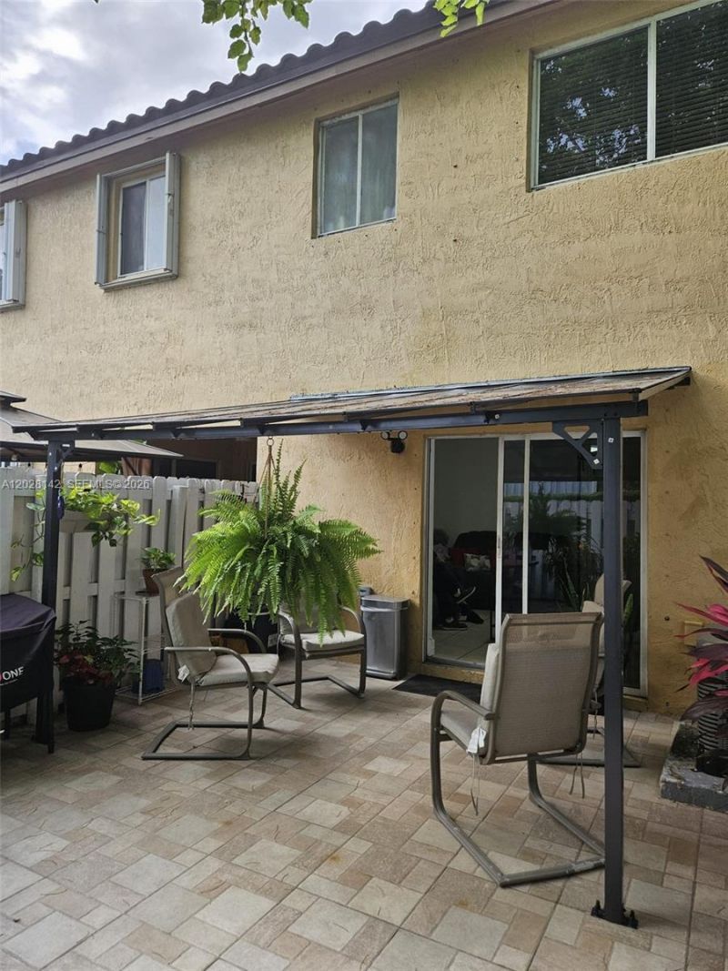 8394 SW 152nd Ave , Unit 34, Miami, FL 33193 Photo