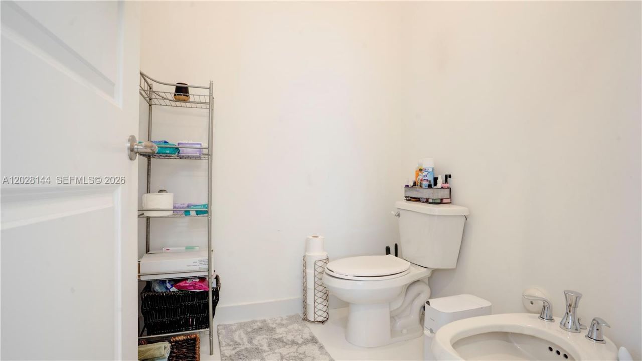 15079 SW 30th St , Miami, FL 33185 Photo