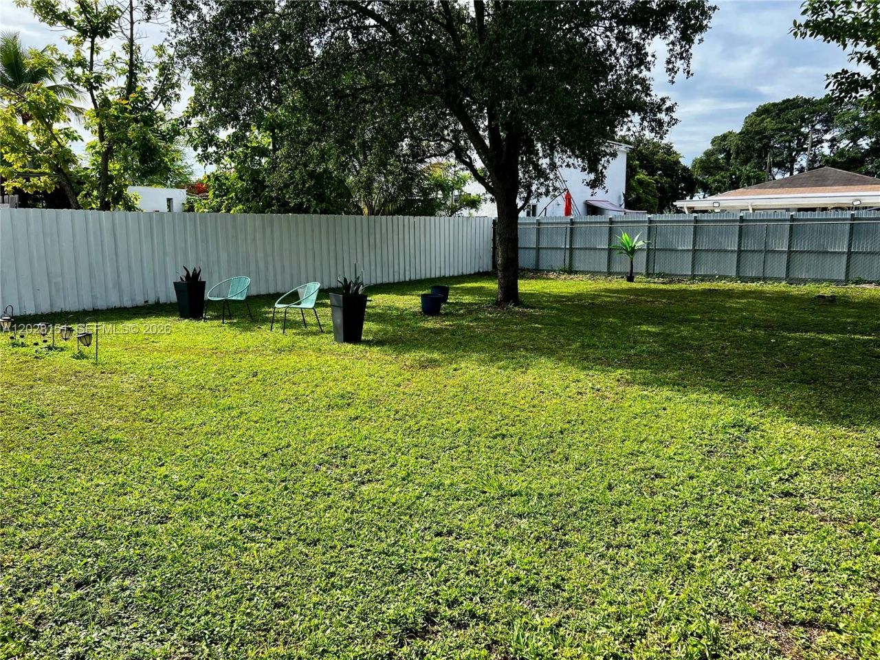 1926 NW 60th St , Miami, FL 33142 Photo