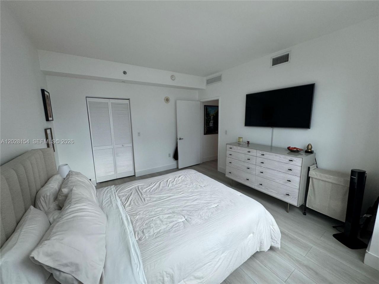 951 Brickell Ave , Unit 2103, Miami, FL 33131 Photo