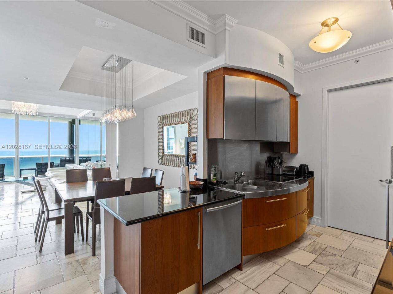 18101 Collins Ave , Unit 1904, Sunny Isles Beach, FL 33160 Photo