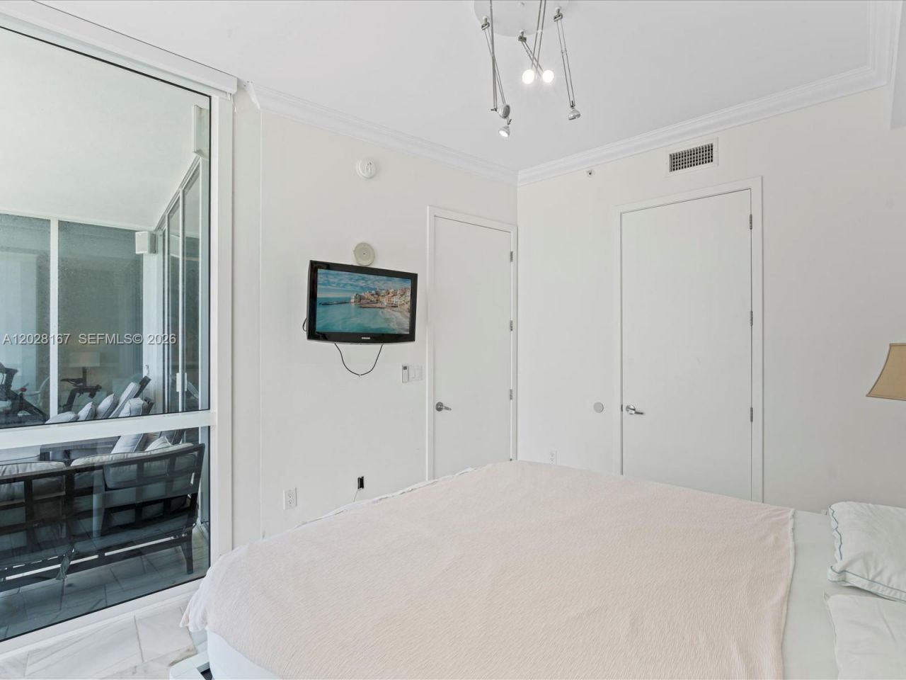 18101 Collins Ave , Unit 1904, Sunny Isles Beach, FL 33160 Photo