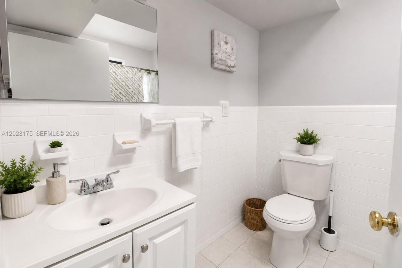 10730 SW 52nd Ter , Miami, FL 33165 Photo