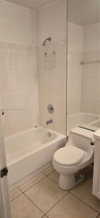 1072 NW 106th Ter, Unit 205, Pembroke Pines, FL 33026 Photo