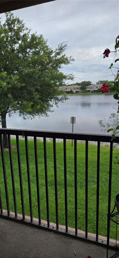 1072 NW 106th Ter, Unit 205, Pembroke Pines, FL 33026 Photo