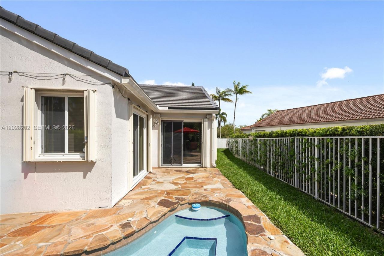 1413 Majesty Ter , Weston, FL 33327 Photo