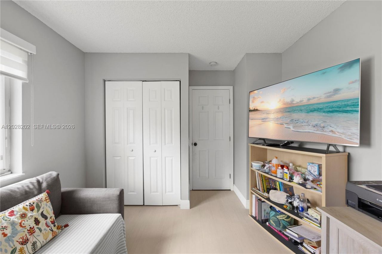 1413 Majesty Ter , Weston, FL 33327 Photo