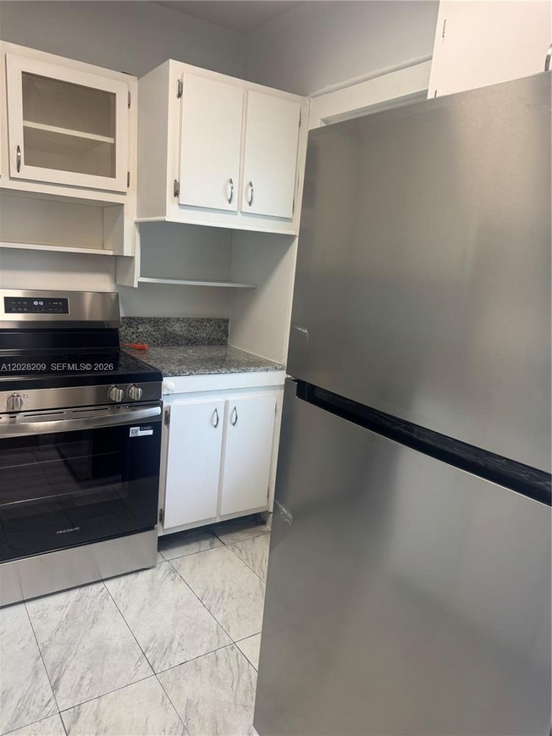 9700 E Bay Harbor Dr, Unit 512, Bay Harbor Islands, FL 33154 Photo