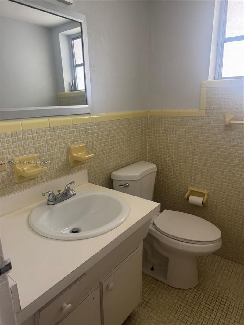 9700 E Bay Harbor Dr, Unit 512, Bay Harbor Islands, FL 33154 Photo