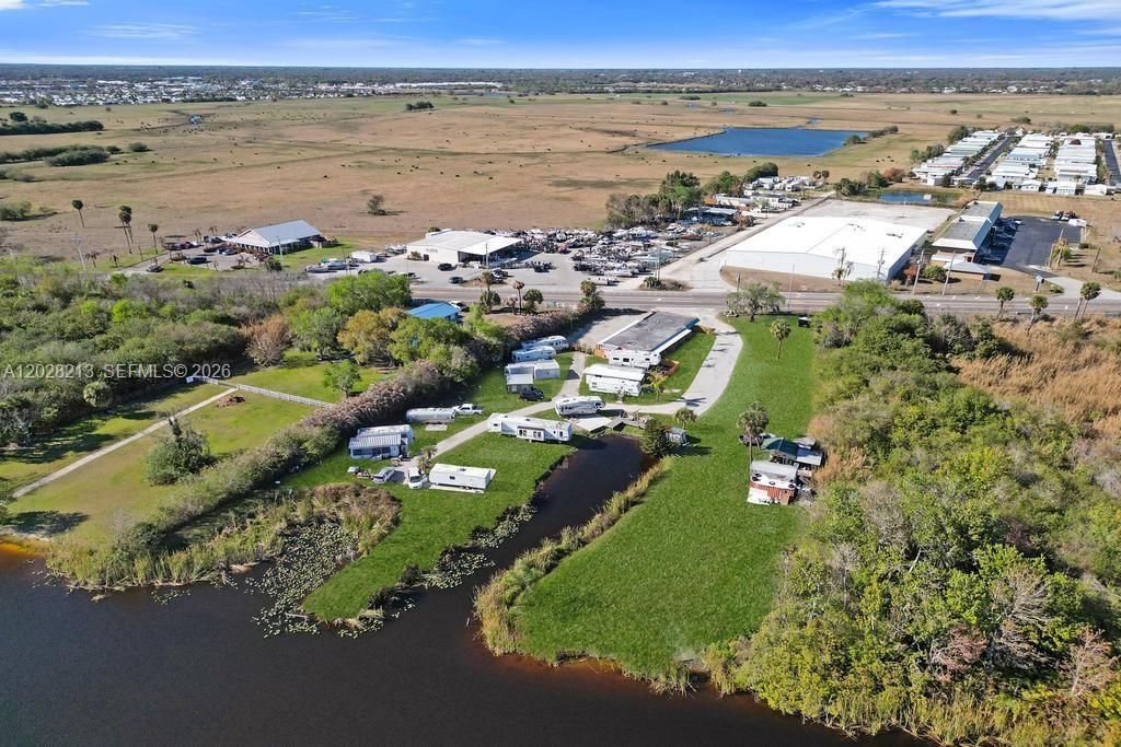 1422 Us Highway 441, Okeechobee, FL 34974 Photo