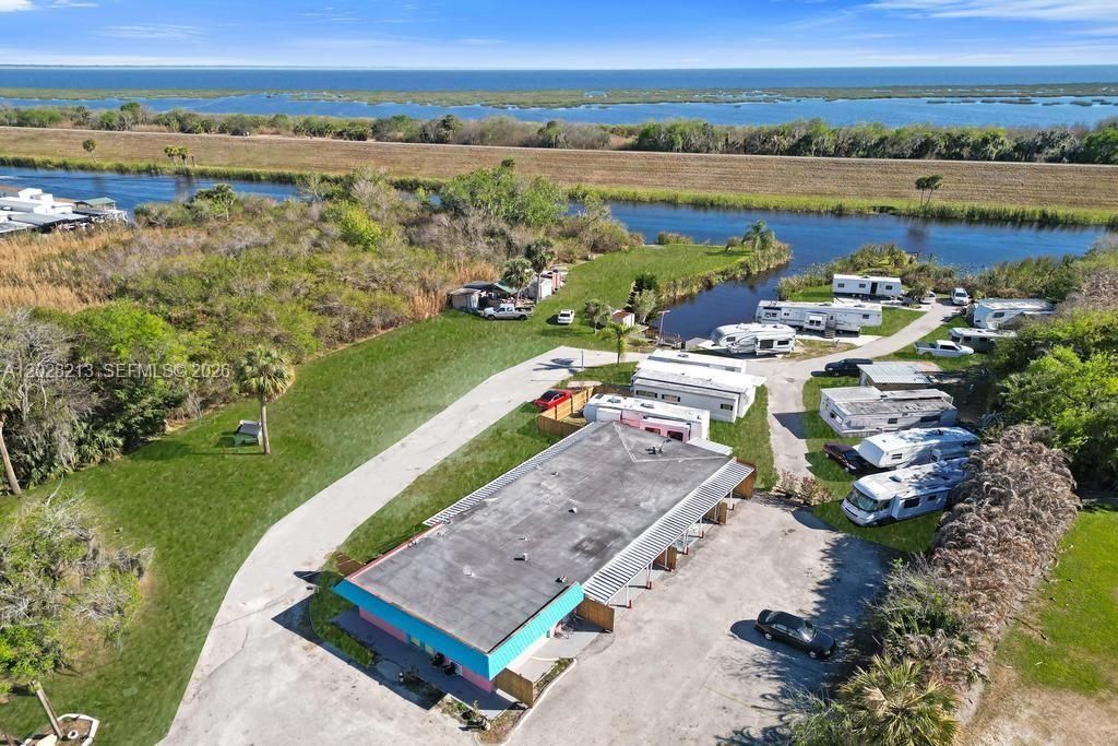 1422 Us Highway 441, Okeechobee, FL 34974 Photo