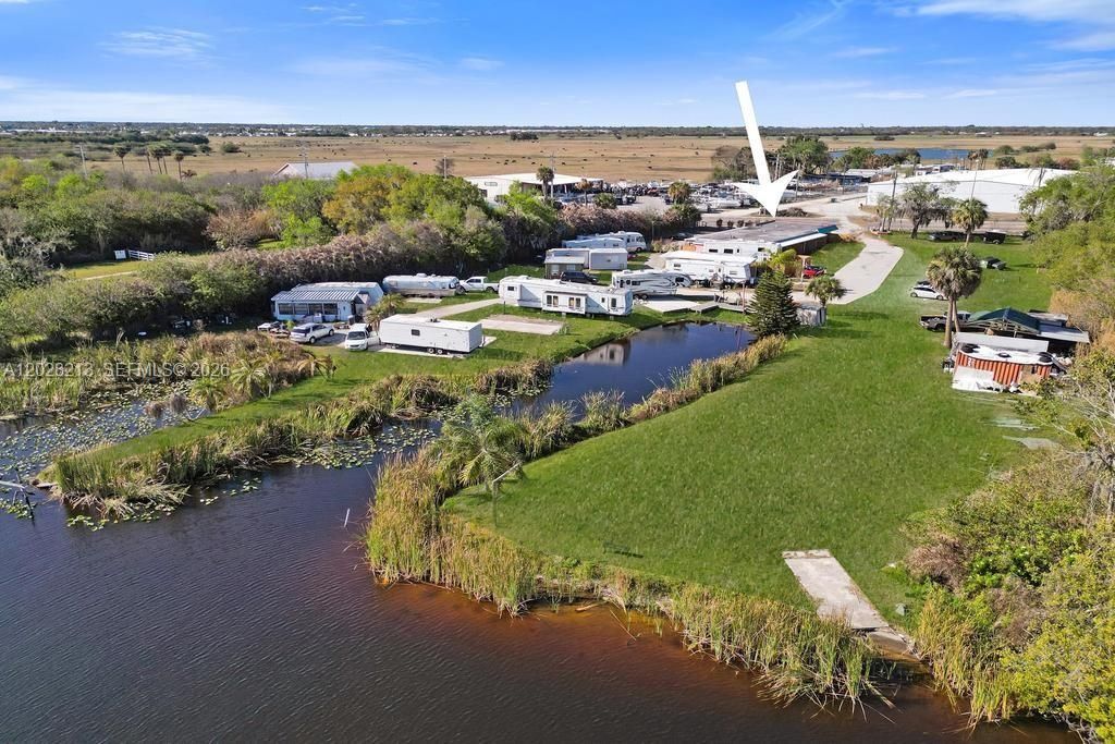 1422 Us Highway 441, Okeechobee, FL 34974 Photo