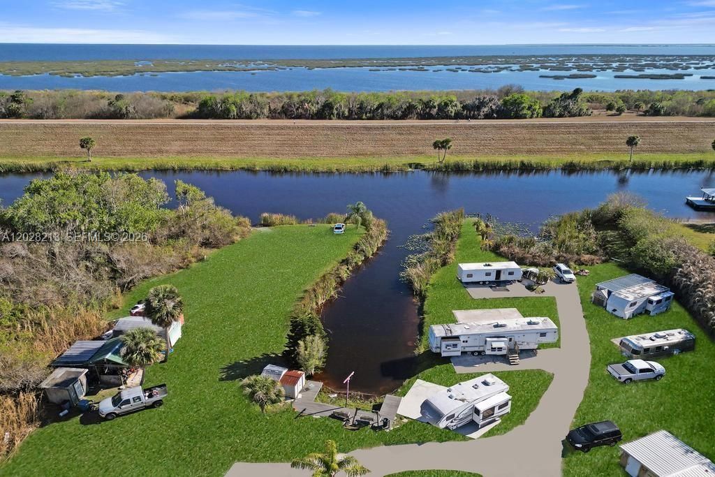 1422 Us Highway 441, Okeechobee, FL 34974 Photo