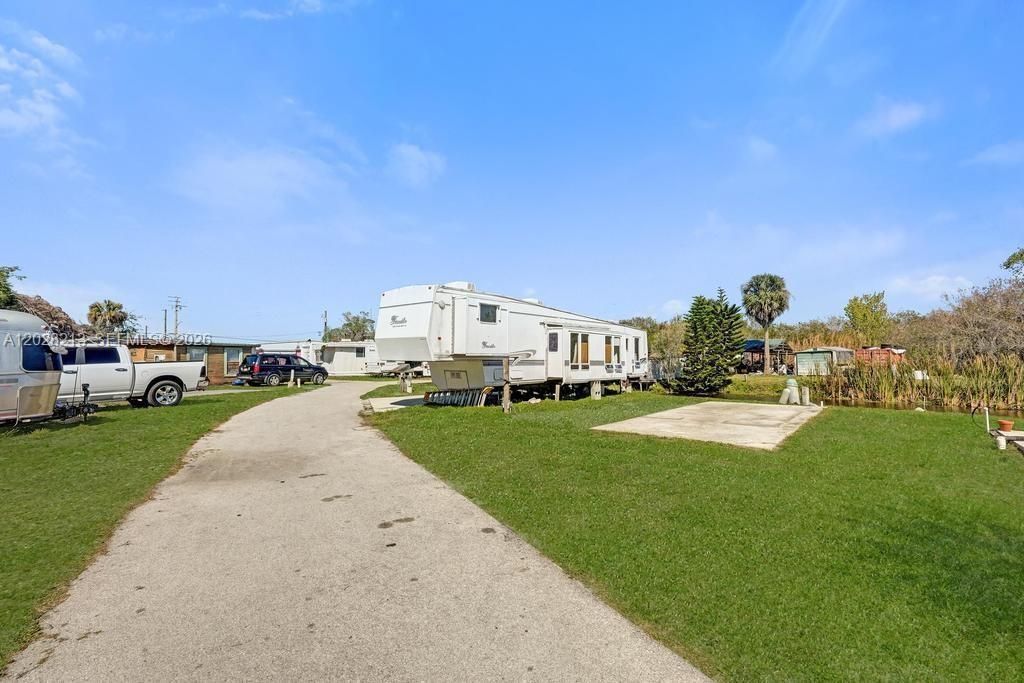 1422 Us Highway 441, Okeechobee, FL 34974 Photo