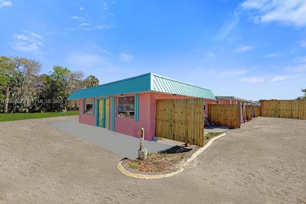 1422 Us Highway 441, Okeechobee, FL 34974 Photo