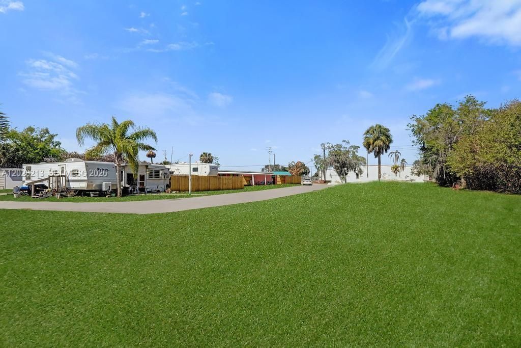 1422 Us Highway 441, Okeechobee, FL 34974 Photo